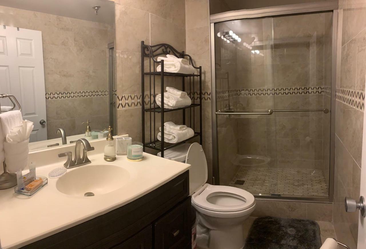 Luxury Condo In The Heart Of Пиджен Фордж Екстериор снимка